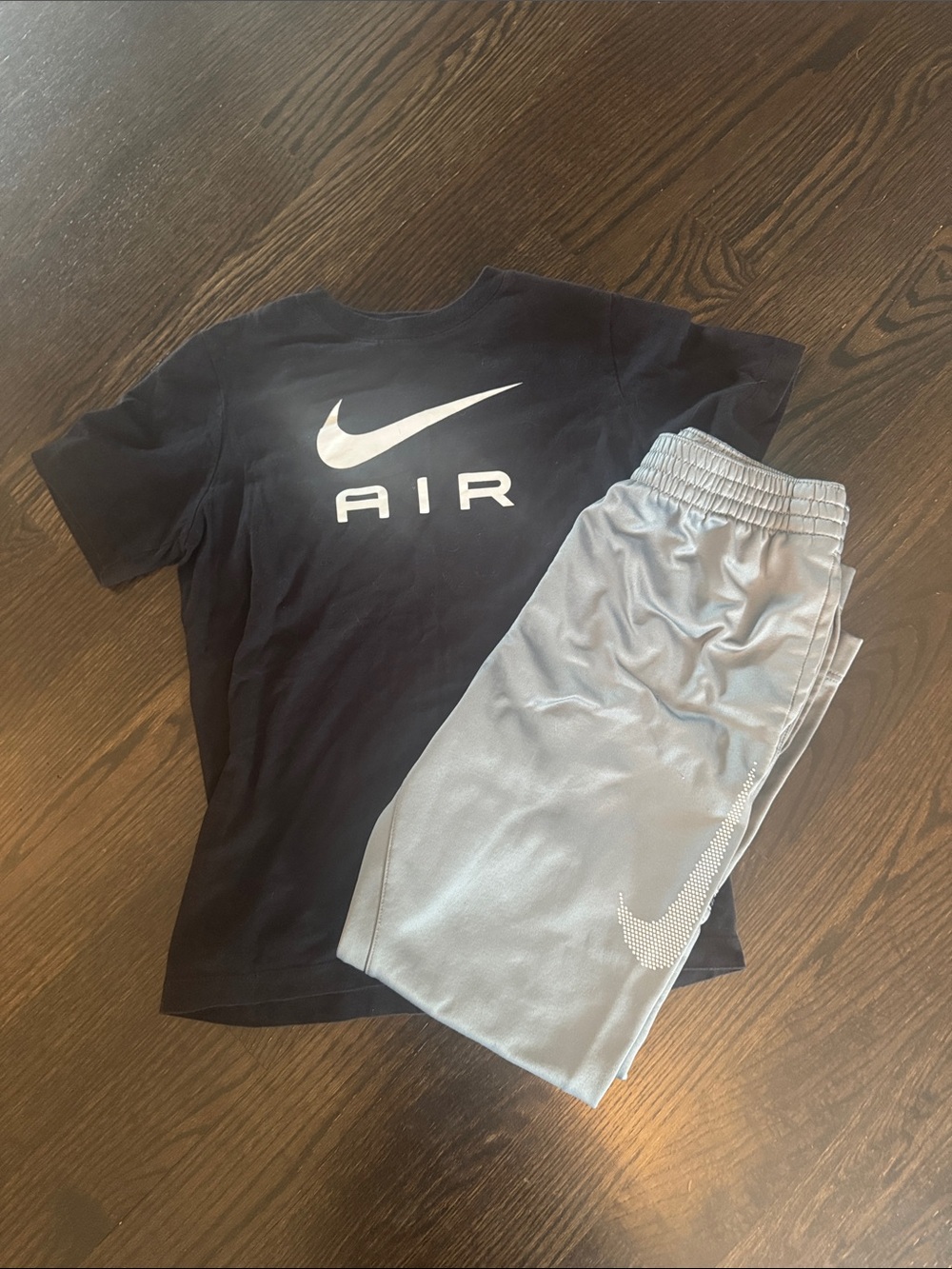Nike Kids' Athletic Set size large, EUC!